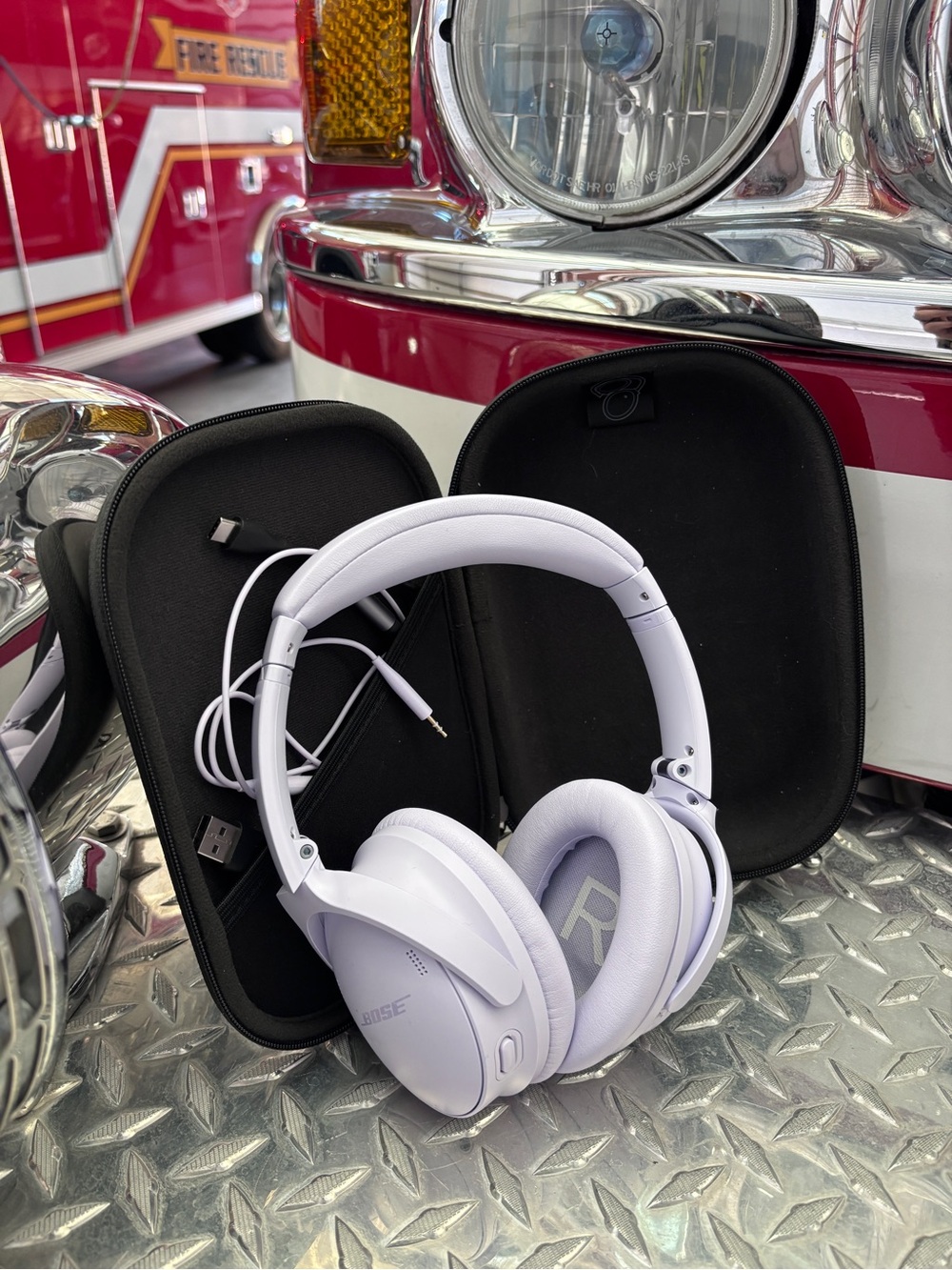 Bose QuietComfort Headphones - Chilled Lilac